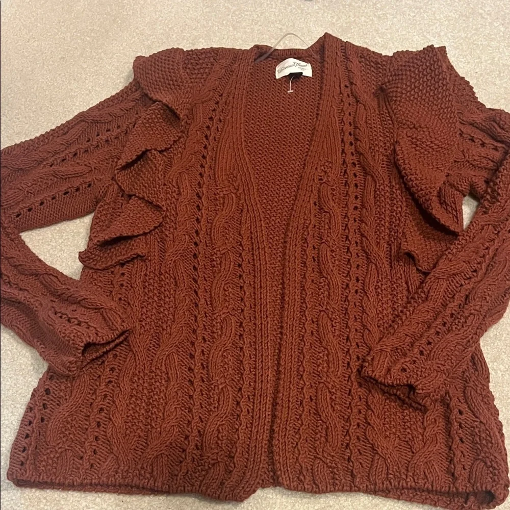 Ruffle cardigan
